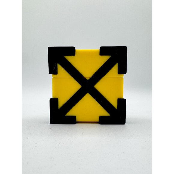 Off-White Other - Off-White Air Pod Case